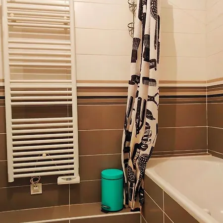 Cozy T2 With Garden In Saint-raphael *