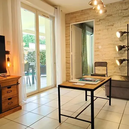 شقة Cozy T2 With Garden In Saint-raphael
